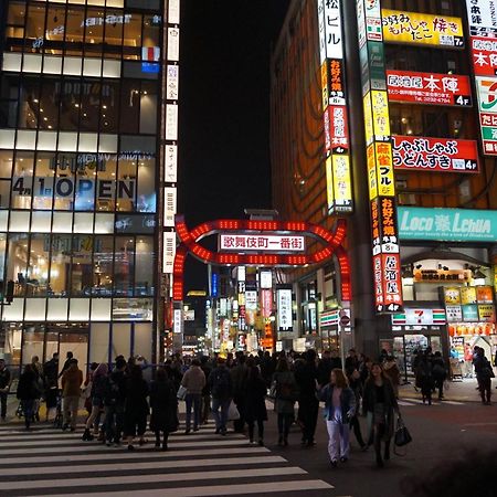 新宿歌舞伎町東新宿站3分钟，徒步伊势丹4分钟免费wi-Fi！ Tokyo prefektur Exteriör bild
