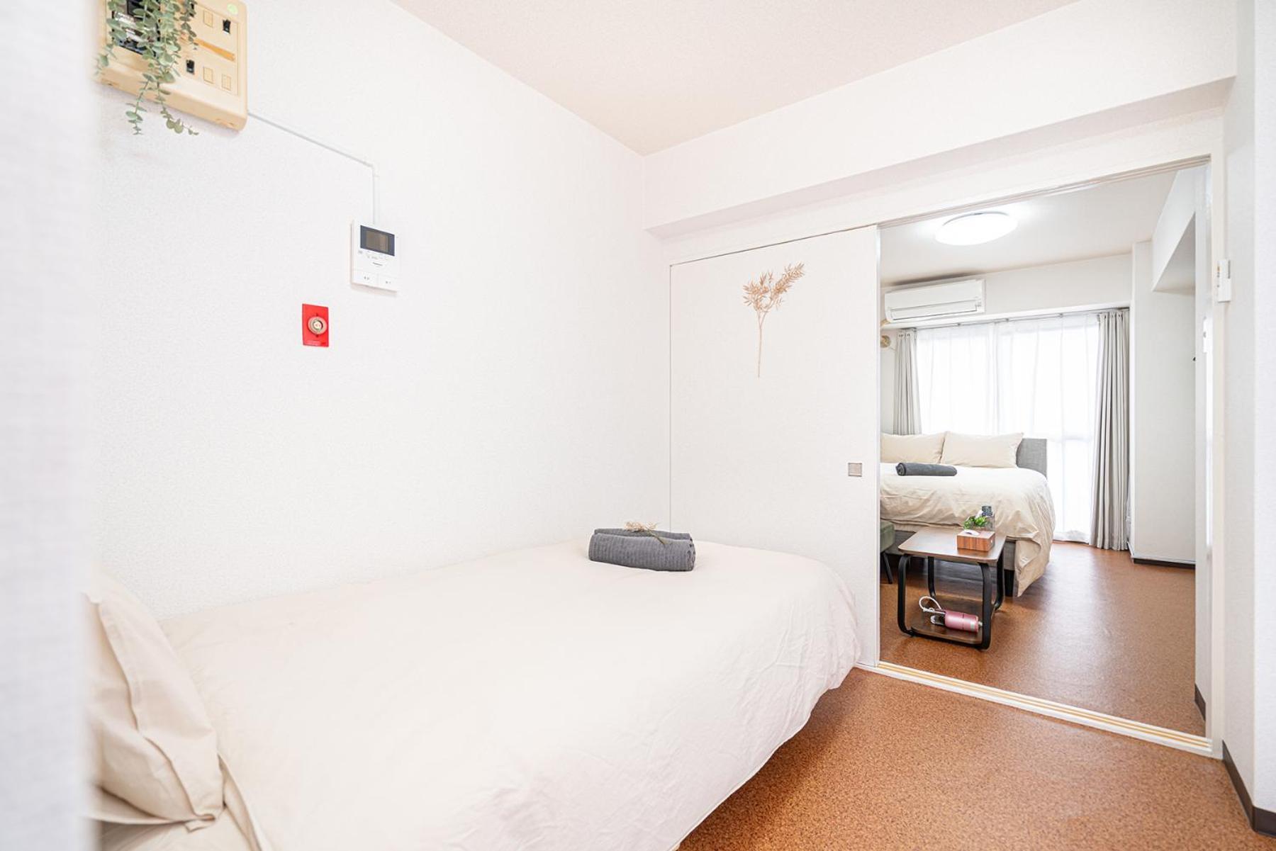 新宿歌舞伎町東新宿站3分钟，徒步伊势丹4分钟免费wi-Fi！ Tokyo prefektur Exteriör bild
